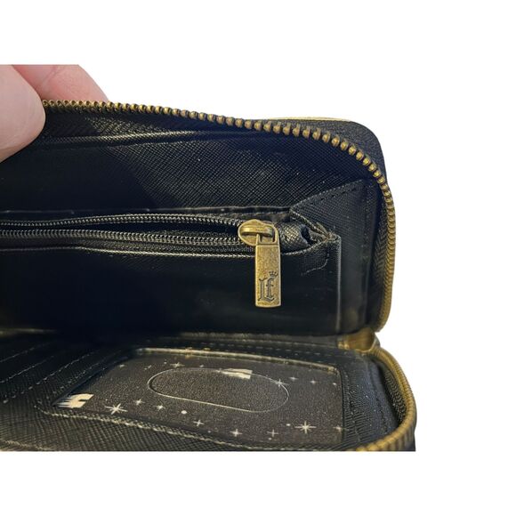 Loungefly Disney Princess Silhouette Quilted Zip-Around Wallet - Picture 8 of 9